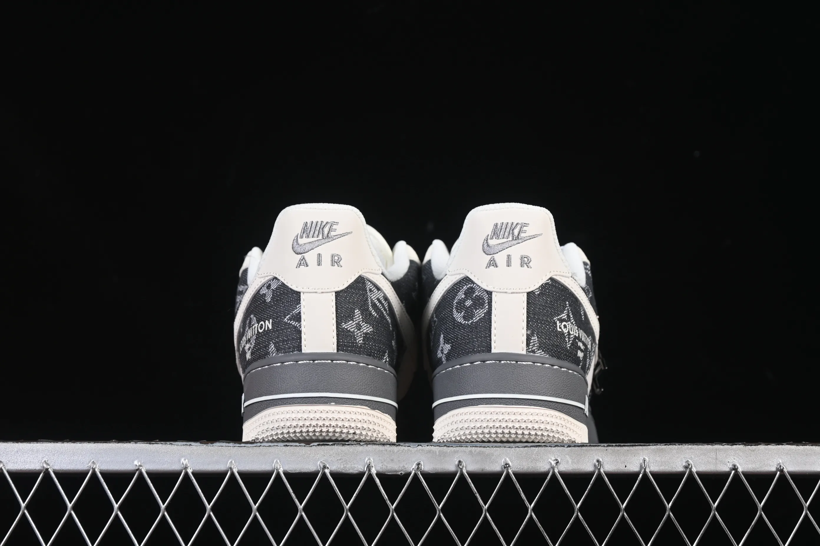 All categories Nk Air Force 1 Air Force series Nk Air Force 1 Low Air Force low-top Nike Air Force 1'07 Low LV joint beige denim Air Force 1 low-top casual sneakers SM6668-110